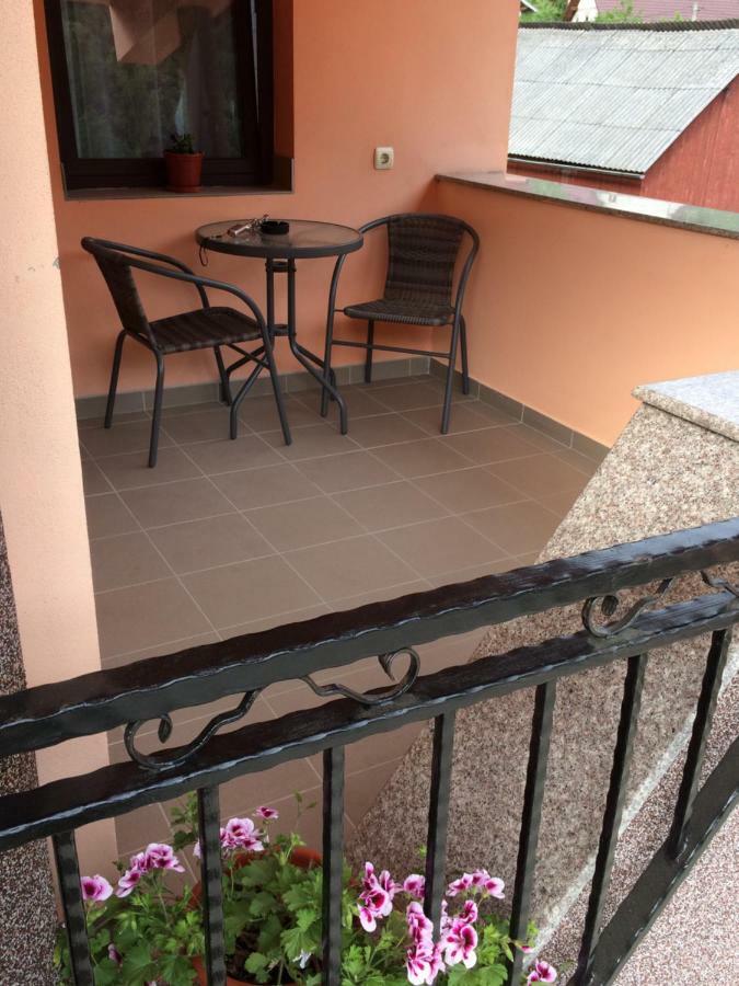 Hotel M Dey Vişeu de Sus Zewnętrze zdjęcie